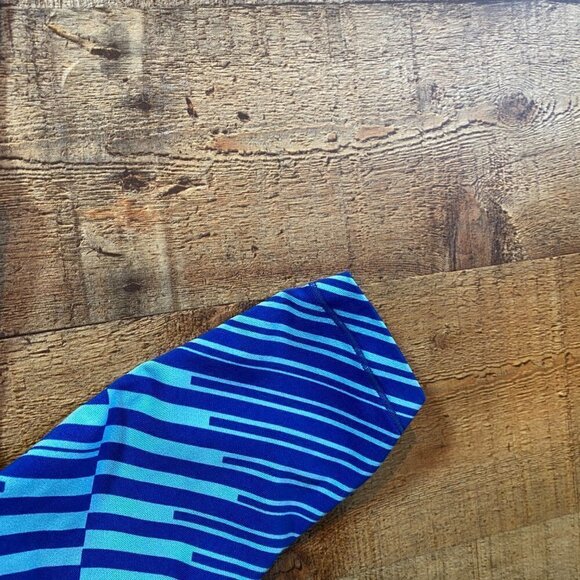 Women's Athleta Leggings with Tech Pockets size XS - Picture 4 of 6